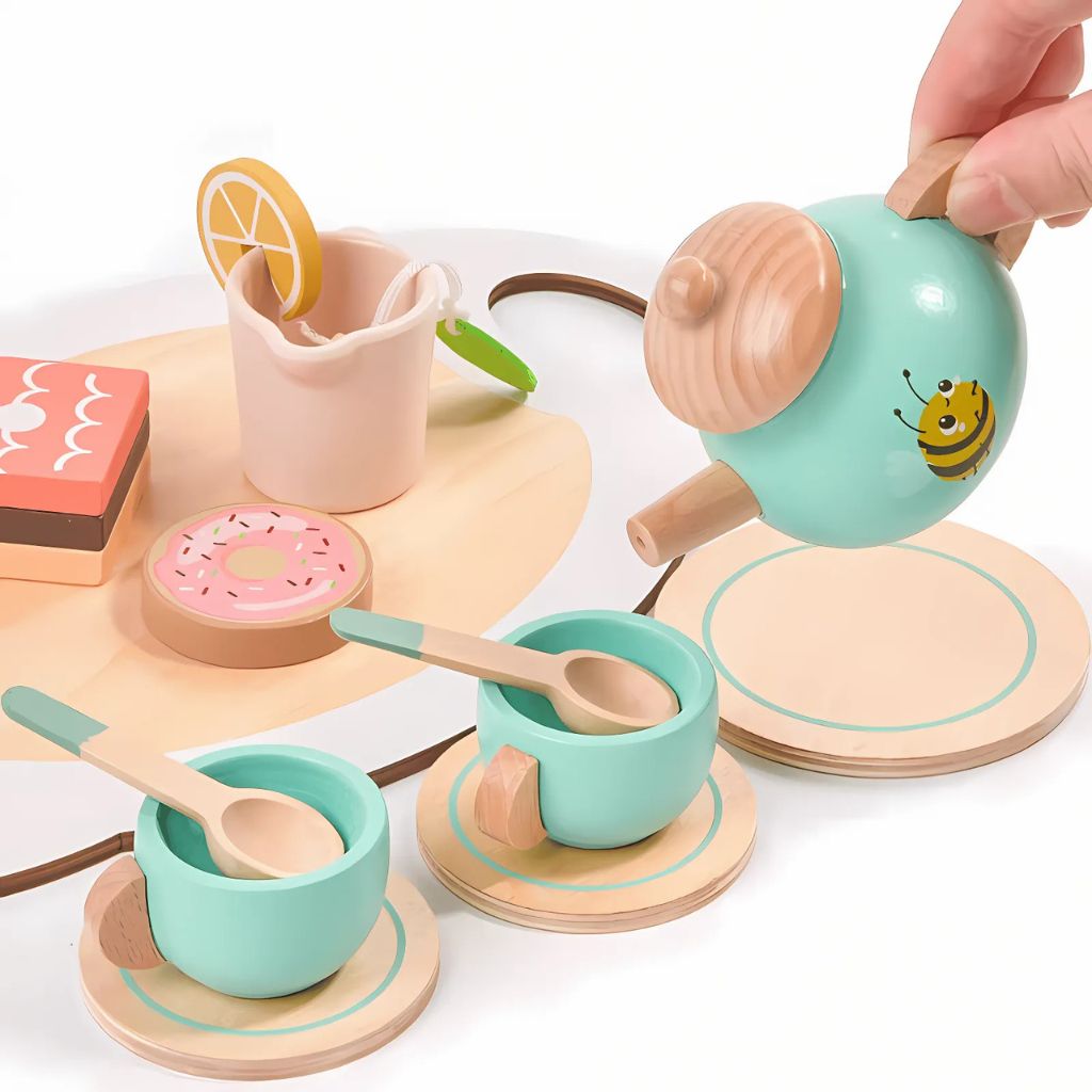 Juego de Té Dulce Abejita de Madera